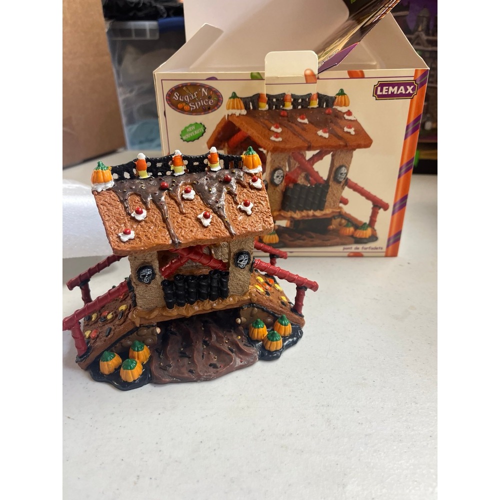 Lemax‎  Sugar n Spice Halloween Village Goblin Bridge #53502 Retired 2005